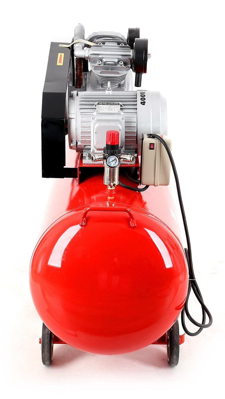 70feef7ab2cce37113040f0cdb2e50d5