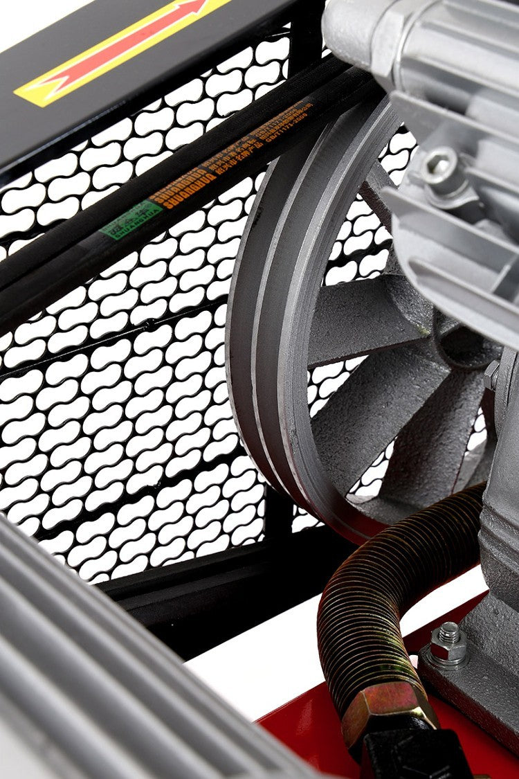 8f0fc9d8fd3165ee6fb7710d523df9dd