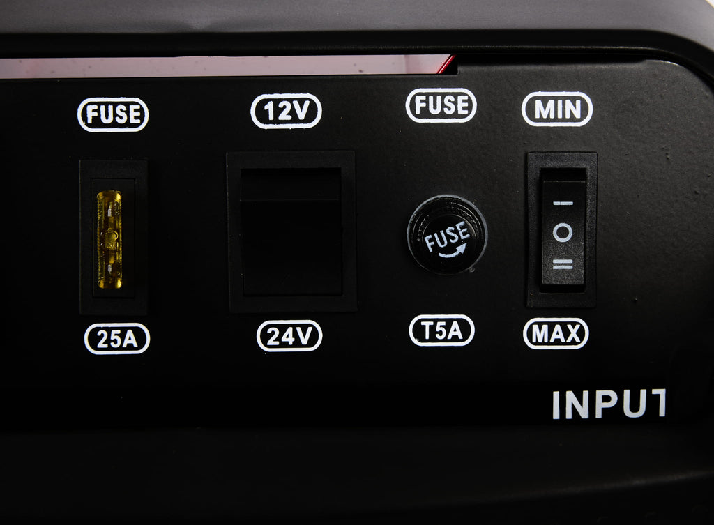 Chargeur batterie de voiture 12/24V 15A 150Ah